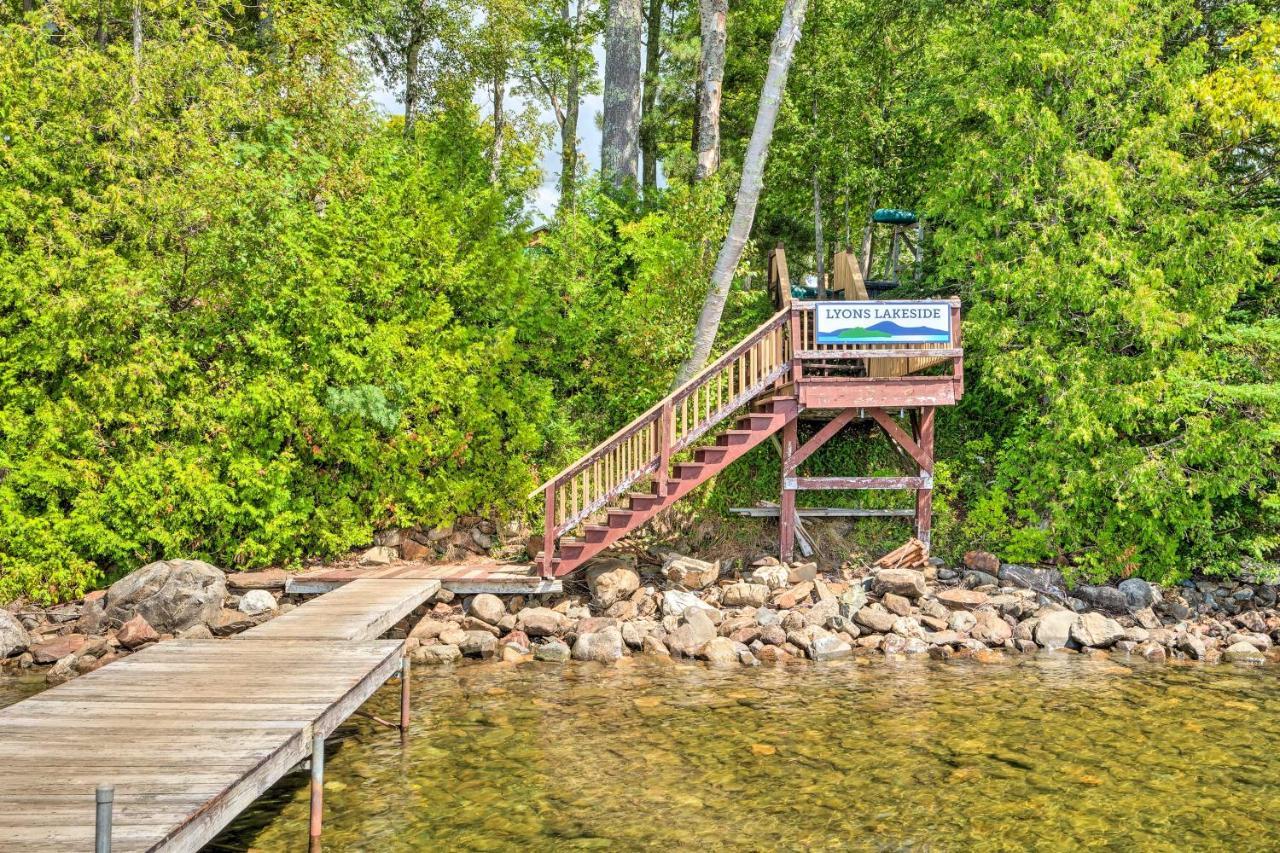 Rustic Cabin Retreat On Rangeley Lake! 외부 사진