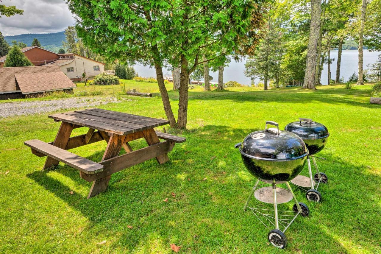 Rustic Cabin Retreat On Rangeley Lake! 외부 사진