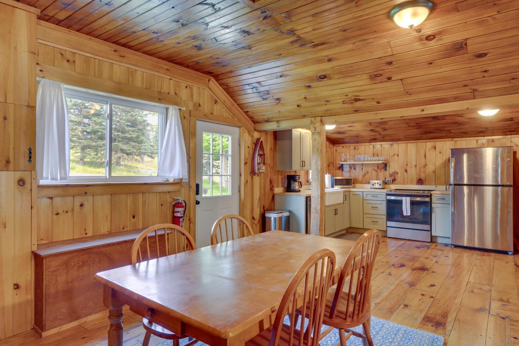 Rustic Cabin Retreat On Rangeley Lake! 외부 사진