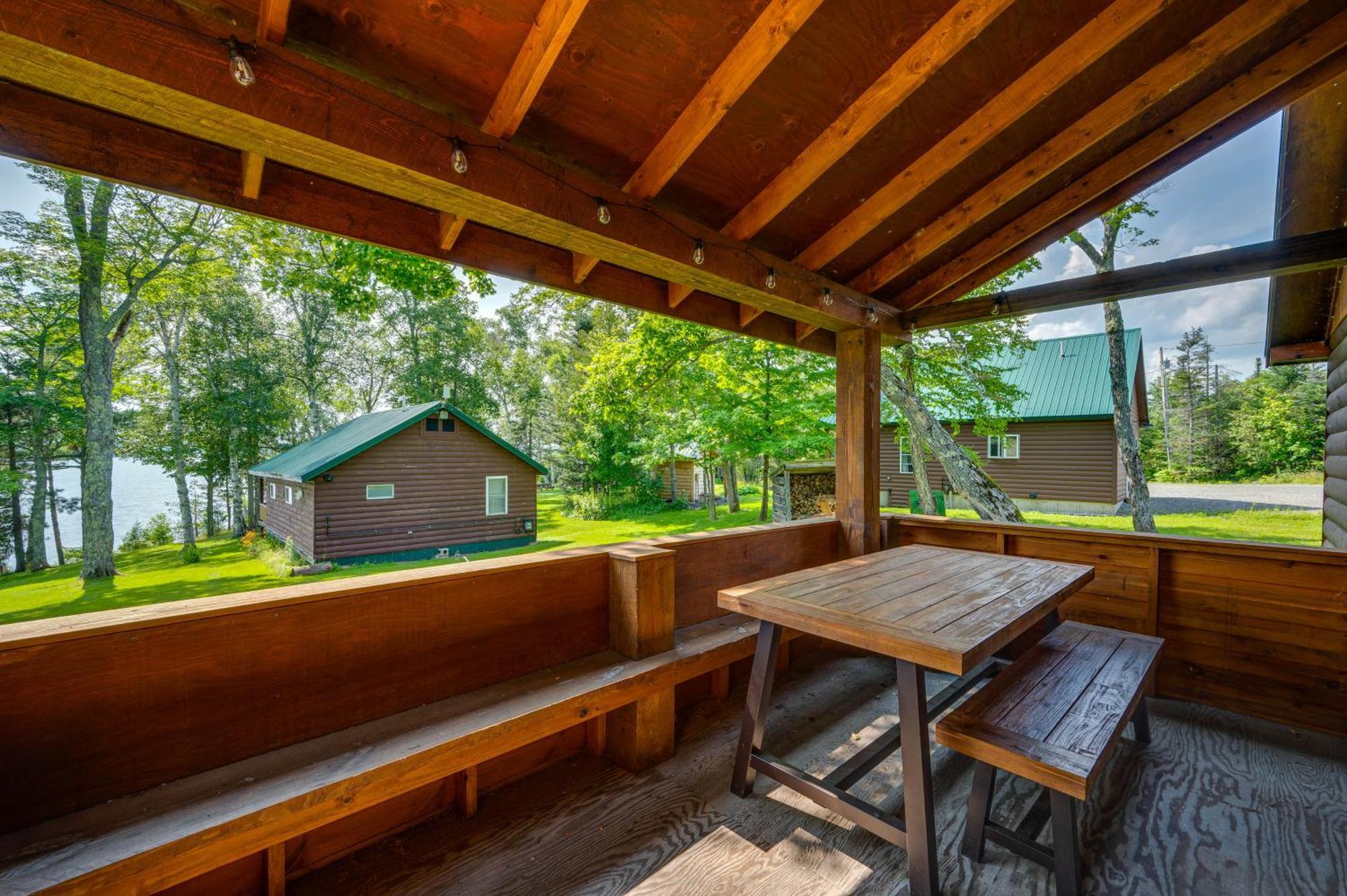 Rustic Cabin Retreat On Rangeley Lake! 외부 사진